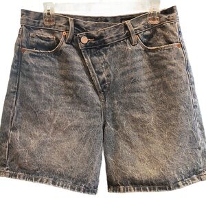 BlankNYC The Warren Overlap Women’s Denim Shorts•Size 30